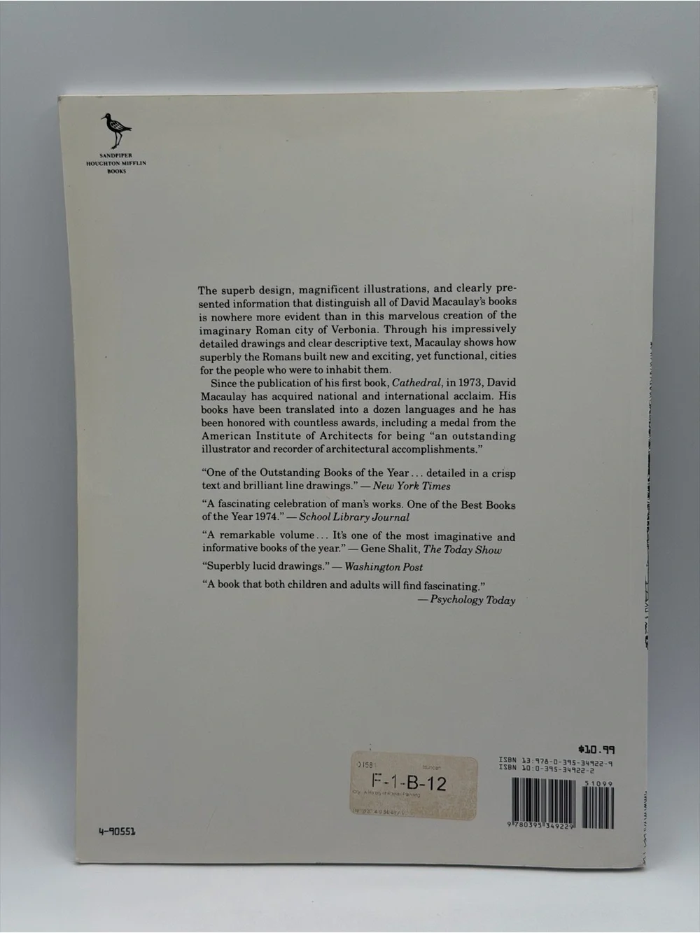 City: A Story of Roman Planning and Construction by David Macaulay (1974, PB)